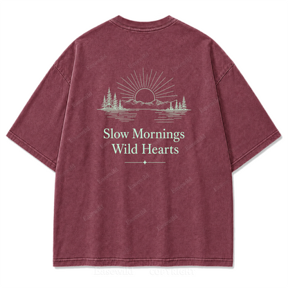 Minimalistisches Outdoor-T-Shirt mit gewaschenem Aufdruck