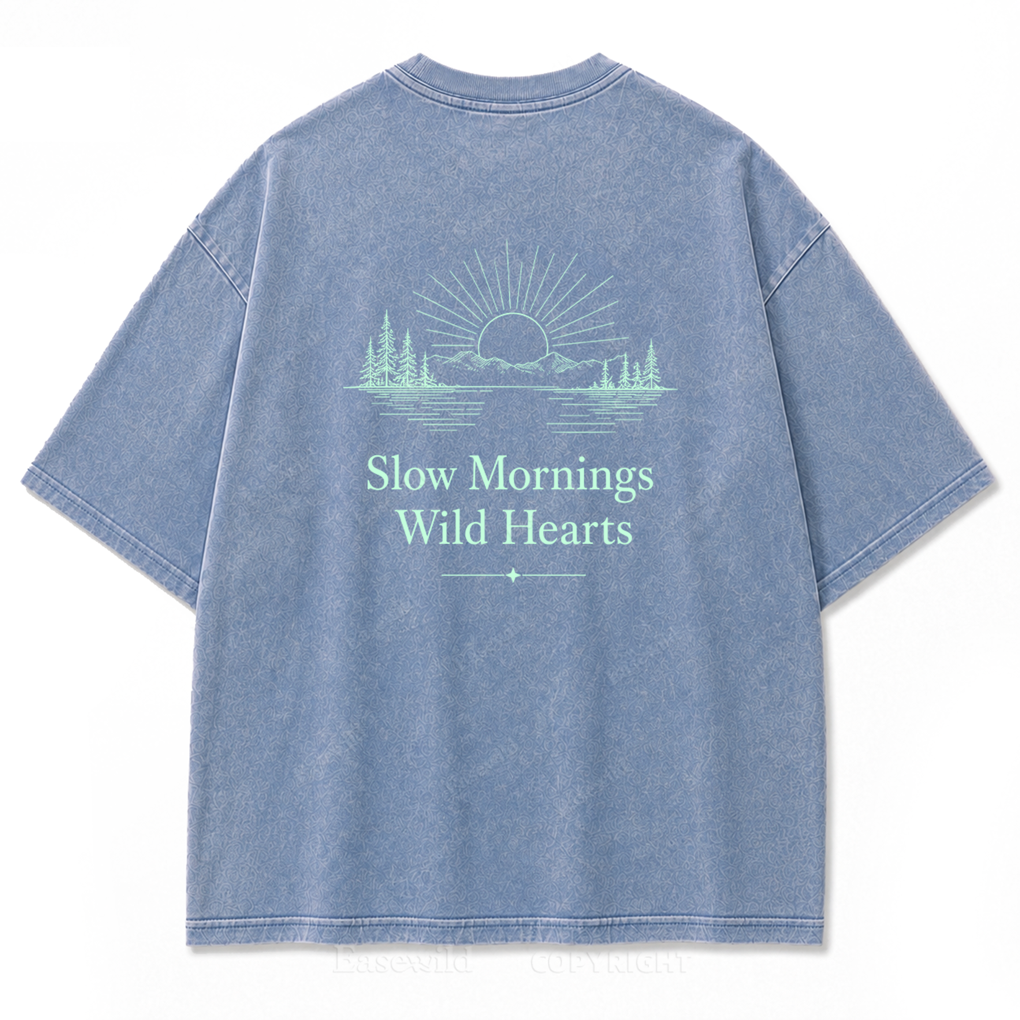 Minimalistisches Outdoor-T-Shirt mit gewaschenem Aufdruck