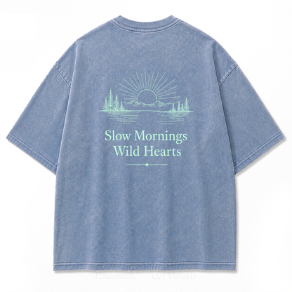 Minimalistisches Outdoor-T-Shirt mit gewaschenem Aufdruck