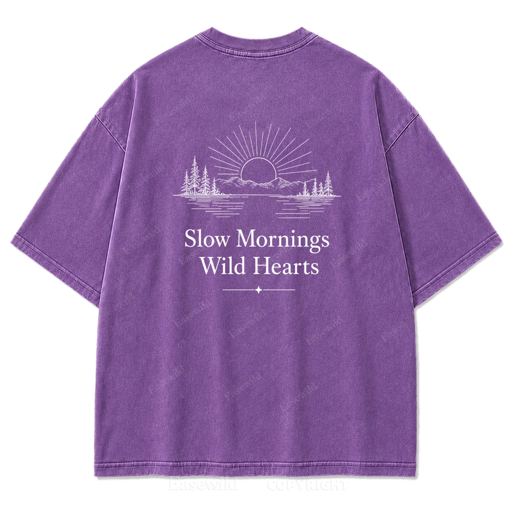 Minimalistisches Outdoor-T-Shirt mit gewaschenem Aufdruck