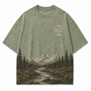 Natur-Therapie-T-Shirt mit Berggrafik
