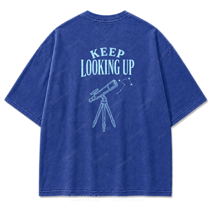 Keep Looking Up Graphic Print Tee