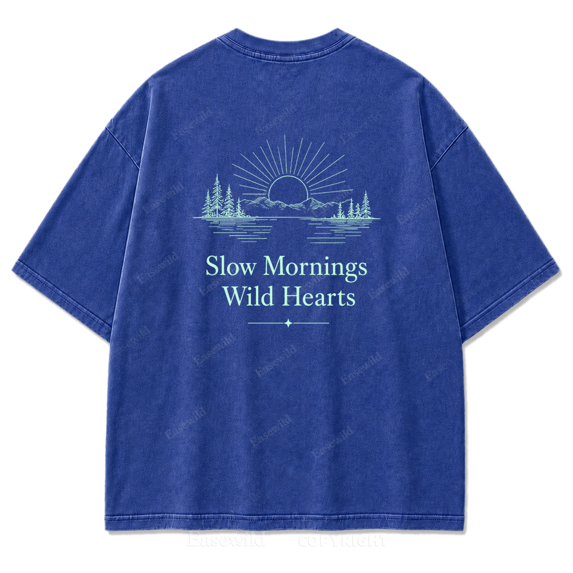 Minimalistisches Outdoor-T-Shirt mit gewaschenem Aufdruck