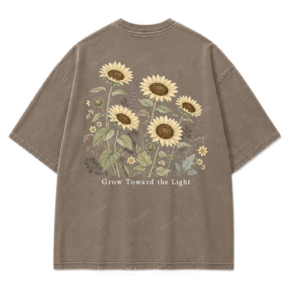 T-Shirt mit gewaschenem „Grow Toward the Light“-Print