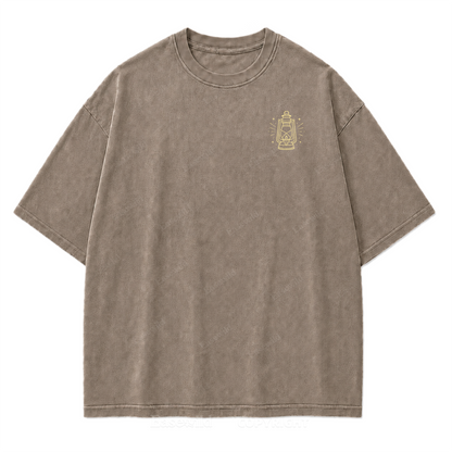 T-Shirt mit „Leave A Light On“-Grafikprint