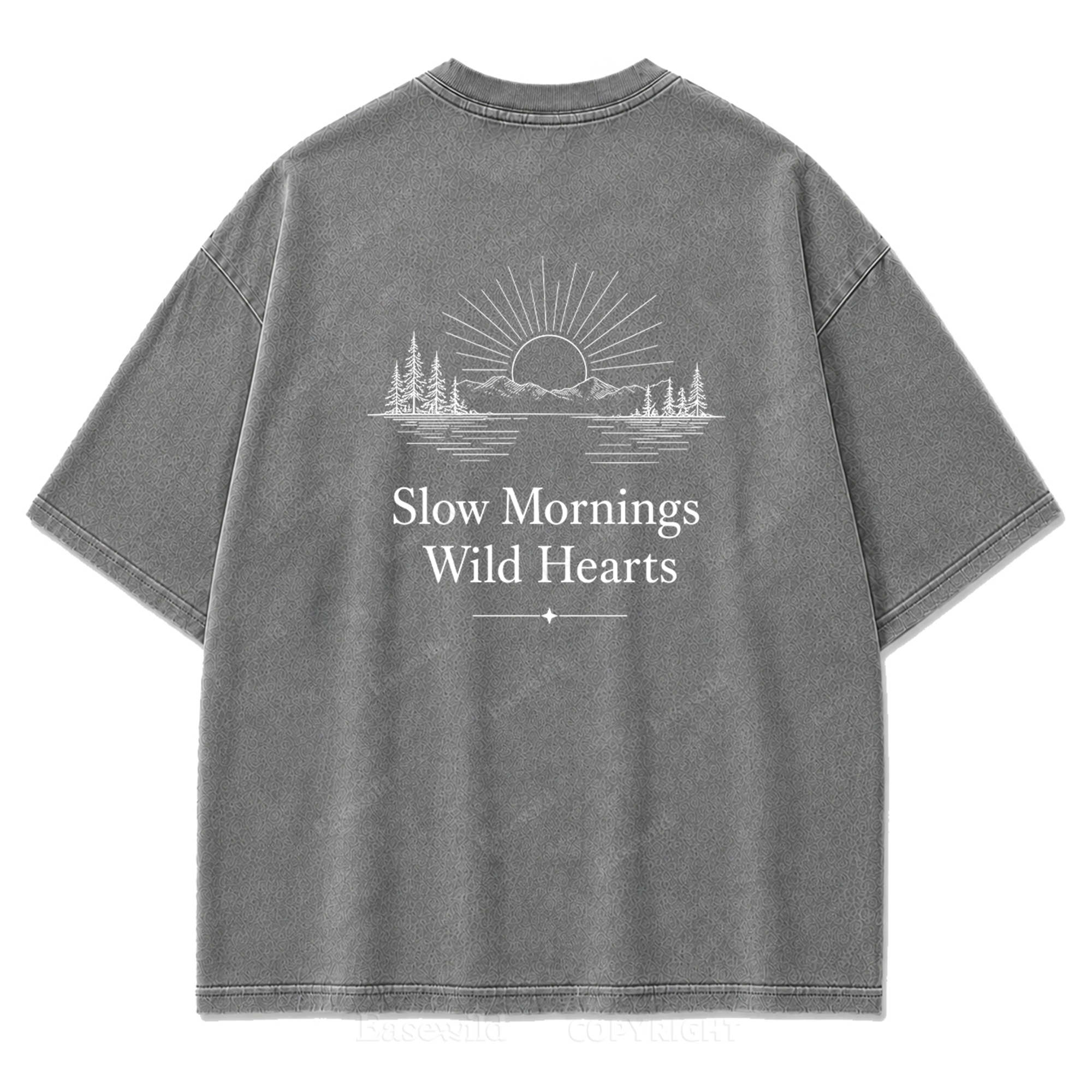 Minimalistisches Outdoor-T-Shirt mit gewaschenem Aufdruck